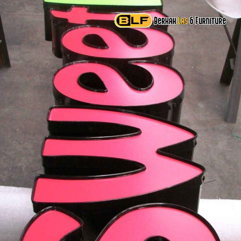 Spesialisasi Berkah Las & Furniture dalam Jasa Huruf Timbul