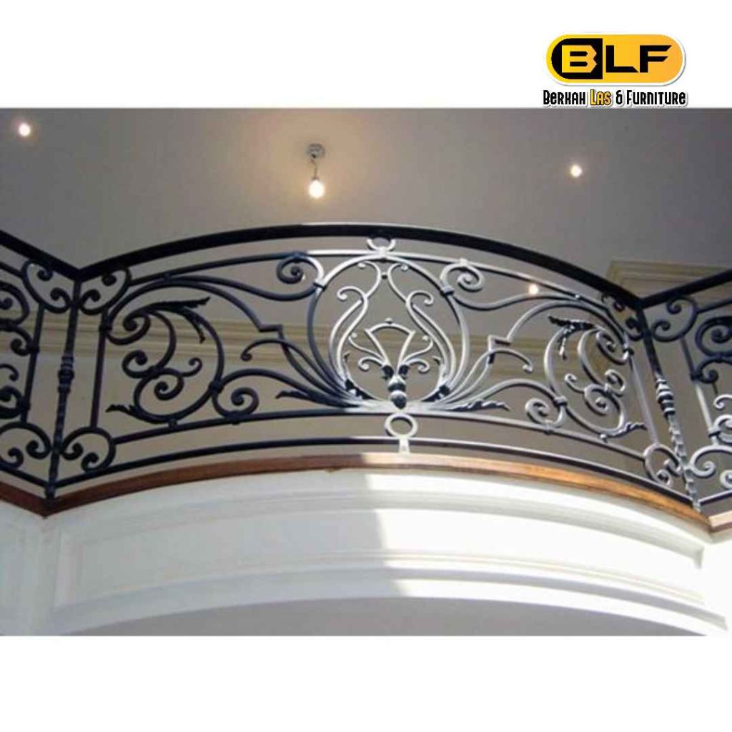 Railing Balkon Besi Tempa