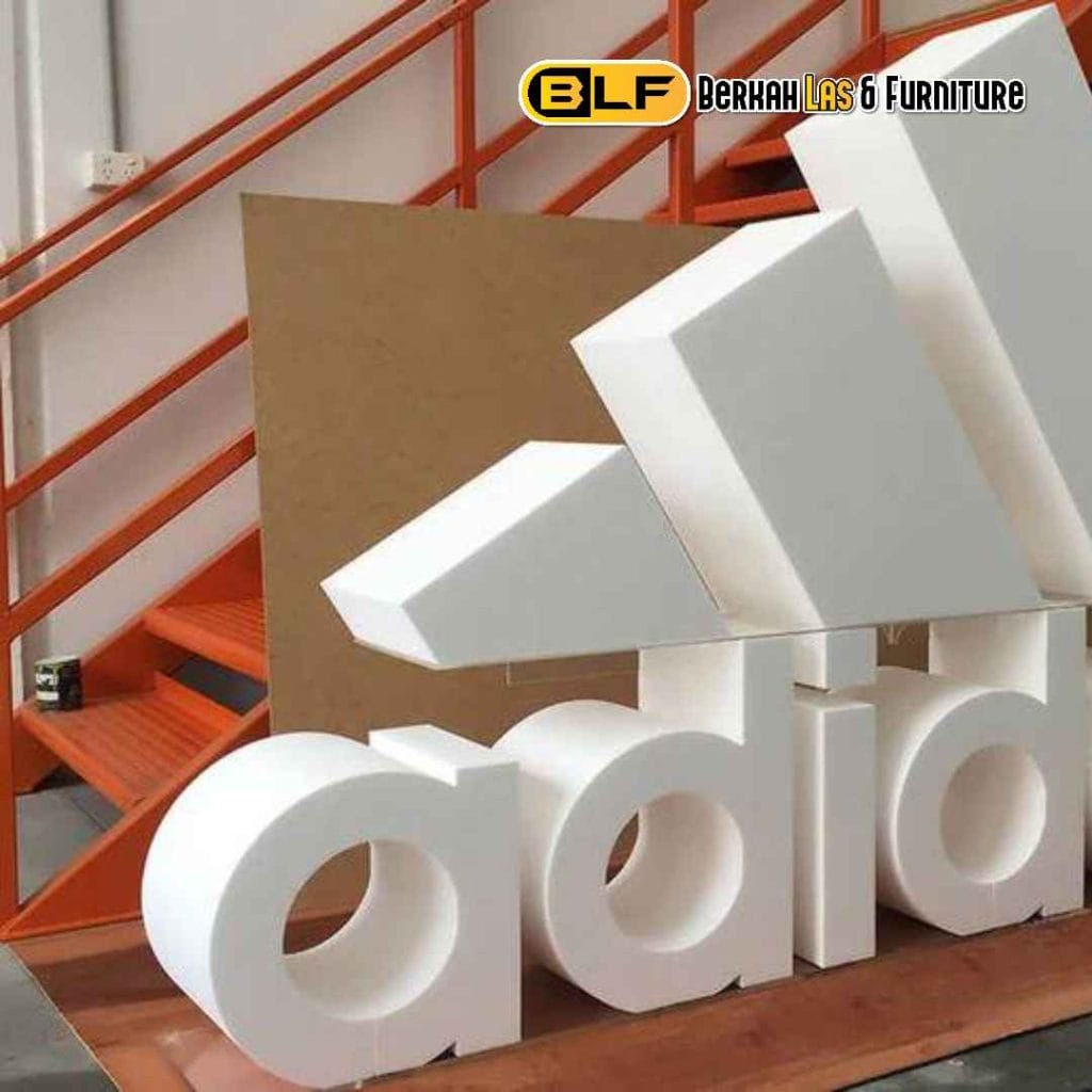 Lettersign akrilik menyala