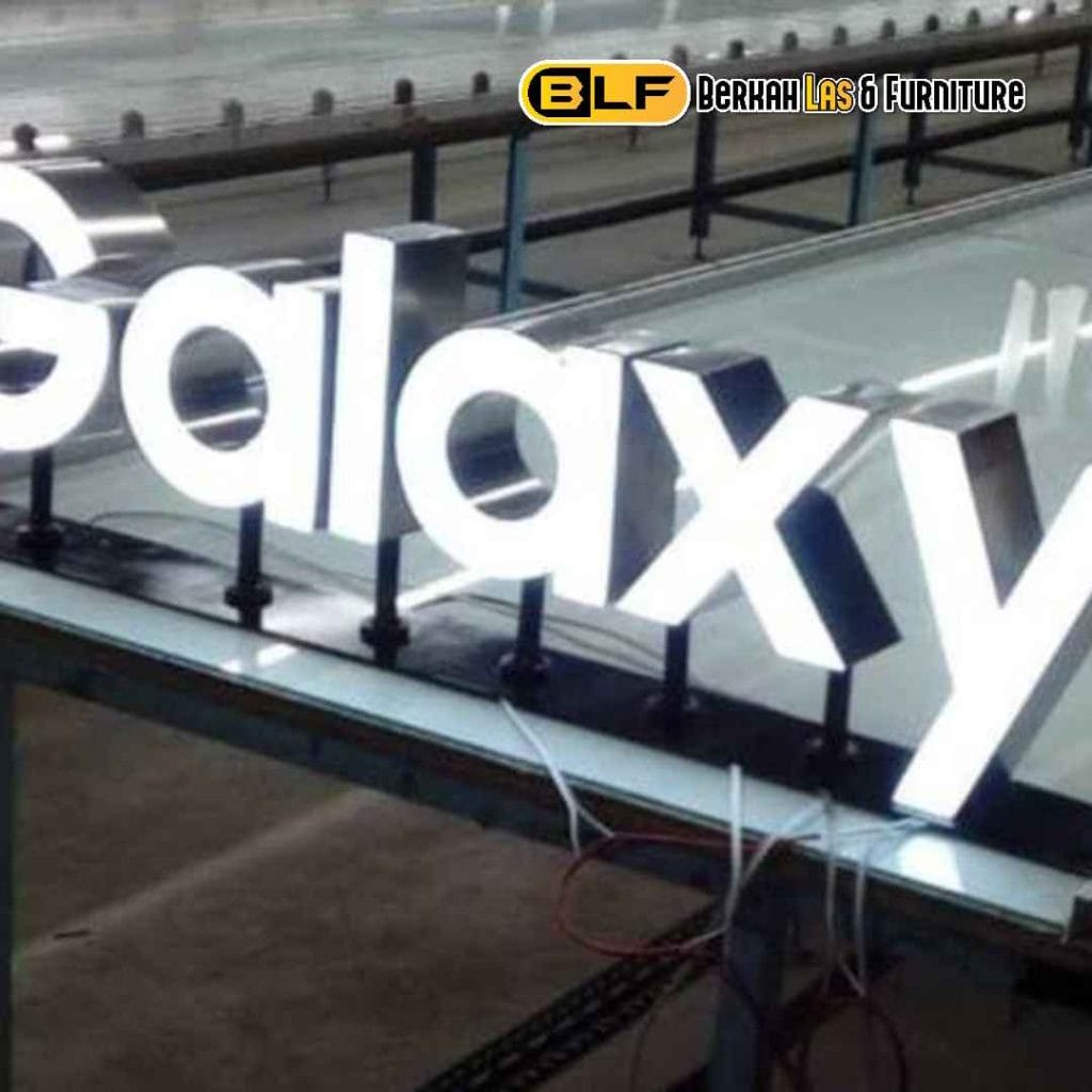 Lettersign akrilik menyala